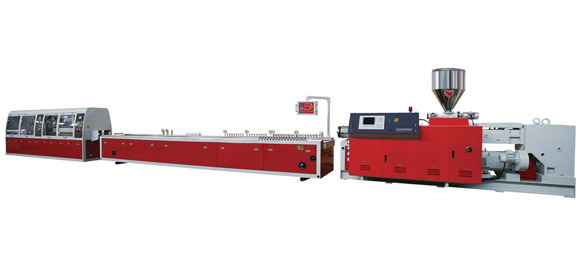 PVC High Speed ​​Profil und Geschäumte Profil-Extrusionslinie